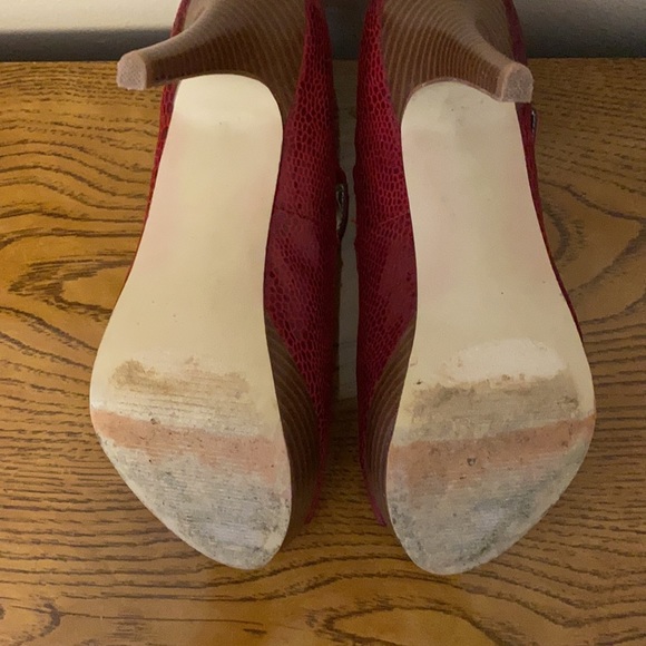Style & Co. red heels - Picture 3 of 4